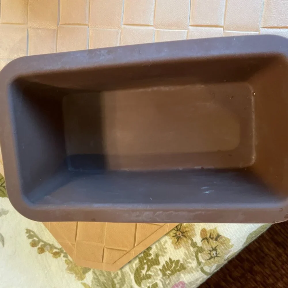 Crate & Barrel Set of 4 Mini Silicone Loaf Pans